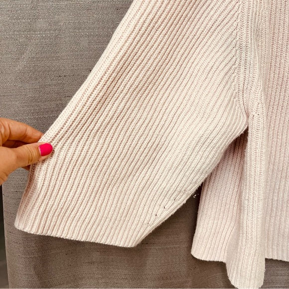 Lou & Grey Oversized Light Pink Knit 3/4 Length Sleeve Boxy Sweater Size Medium - Picture 6 of 10